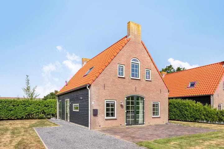 Kanaaldijk 100 in Ossenisse