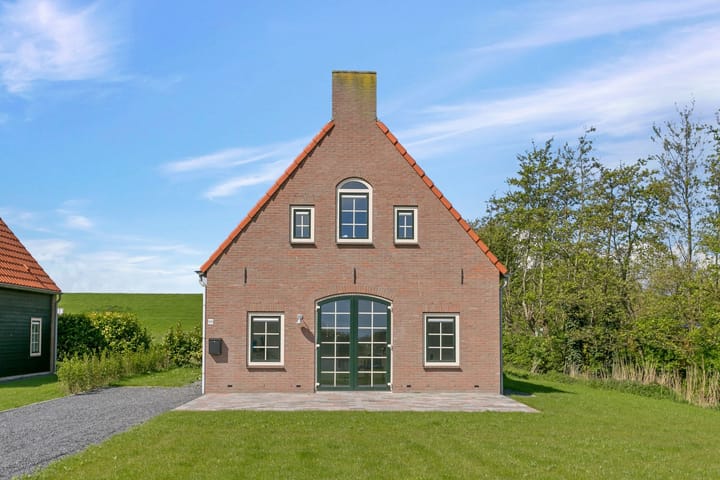 Photo of property Kanaaldijk 92, Ossenisse