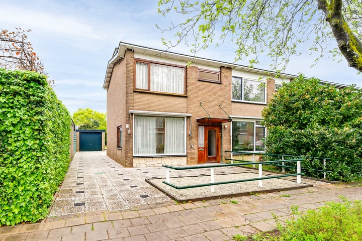 Kanaalstraat 1 in Werkendam