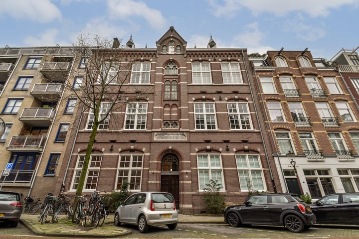 Kanaalstraat 102F in Amsterdam