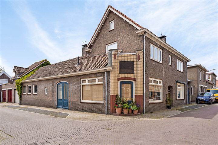 Kanaalstraat 14 in Hansweert