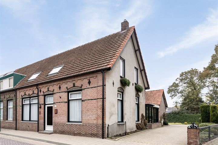 Kapelstraat 54 in Beek en Donk