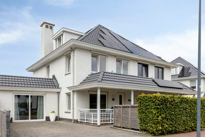 Photo of property Kapitein Lentingsingel 41, Halsteren