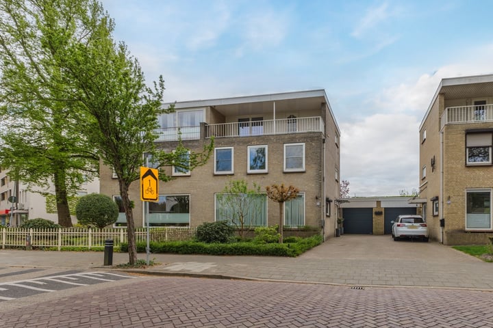 Kard. de Jongstraat 23 in Valkenswaard