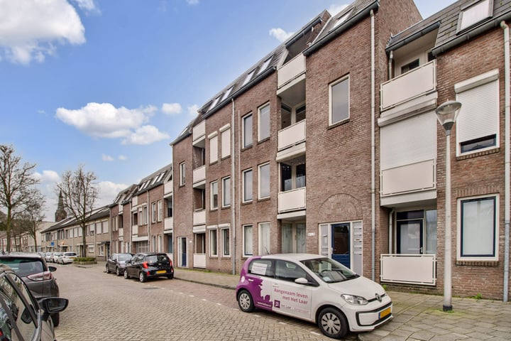 Kardinaal van Rossumstraat 66 in Tilburg