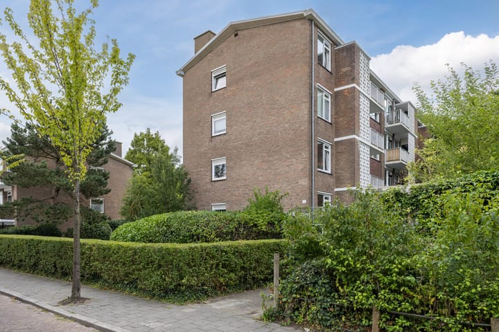 Karel Doormanlaan 22 in Oegstgeest