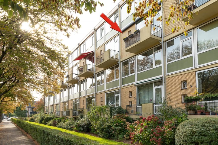 Photo of property Karel Doormanlaan 38, Hilversum