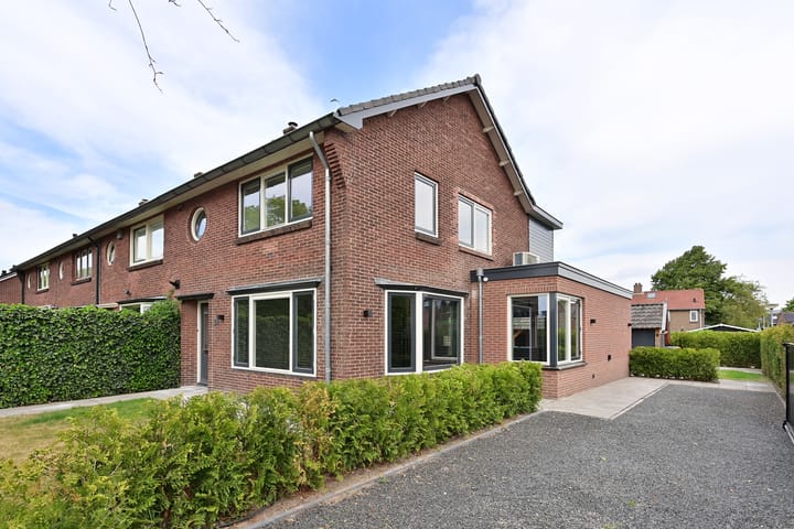 Karel Doormanlaan 38 in Huizen