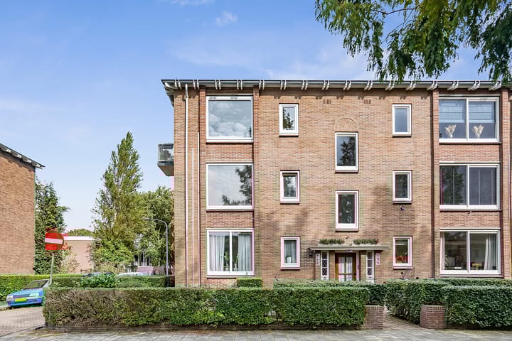 Karel Doormanlaan 86 in Haarlem foto