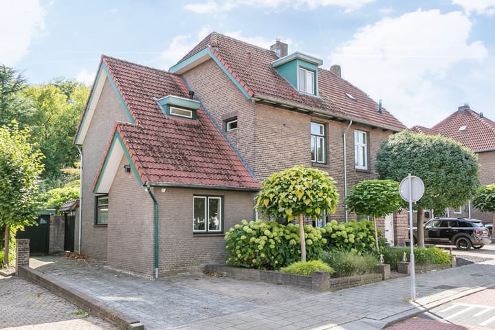 Karel Doormanstraat 13 in Brunssum