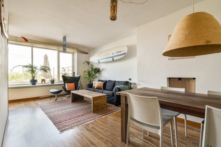 Photo of property Karel Doormanstraat 18, Zandvoort