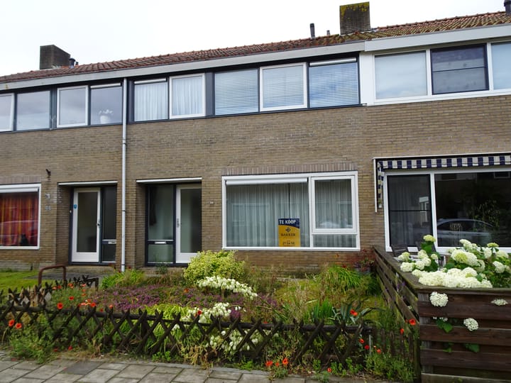 Karel Doormanstraat 42 in Wieringerwerf