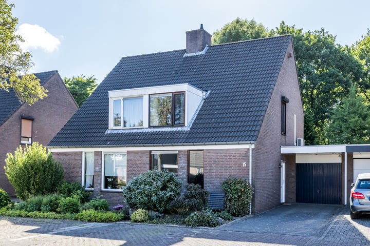 Karel Peulenstraat 15 in Oirsbeek