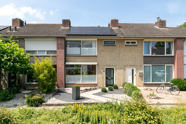 Karel V Laan 83 in Geertruidenberg
