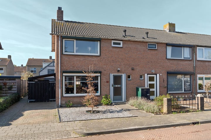 Photo of property Karel van Gelrestraat 13, Lobith