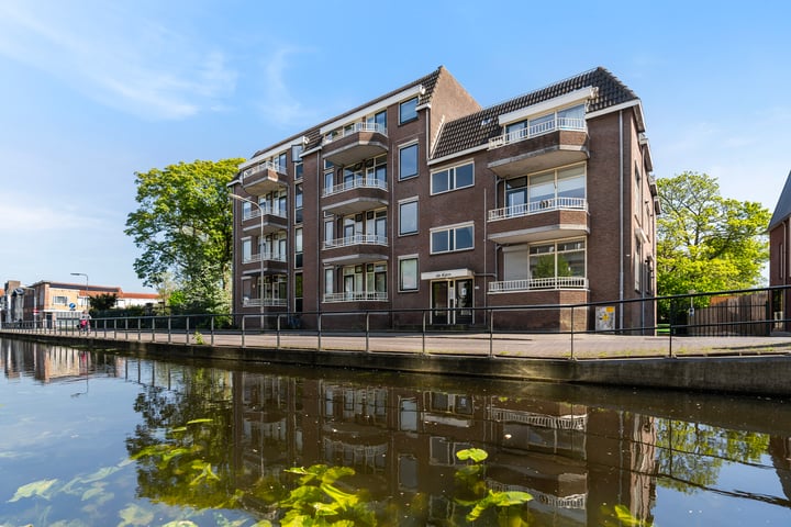 Karnemelksloot 14a in Gouda