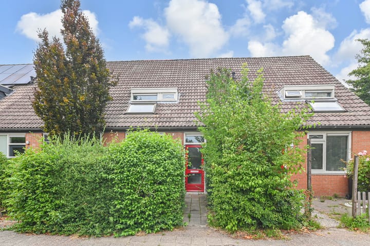 Karpersloot 26 in Zoetermeer photo