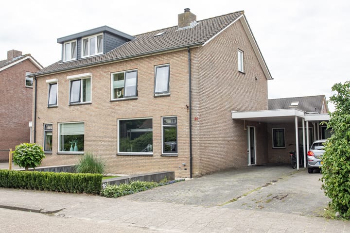 Karrespoor 16 in Wierden