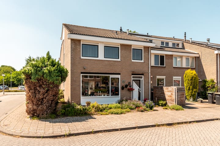 Karveel 49 29 in Lelystad foto