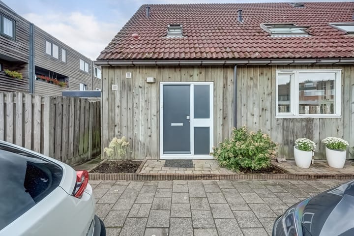 Foto van woning Karwijdreef 1, Spijkenisse