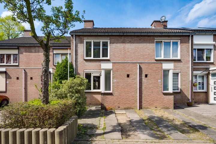 Kasteel Caestertstraat 46 in Maastricht foto