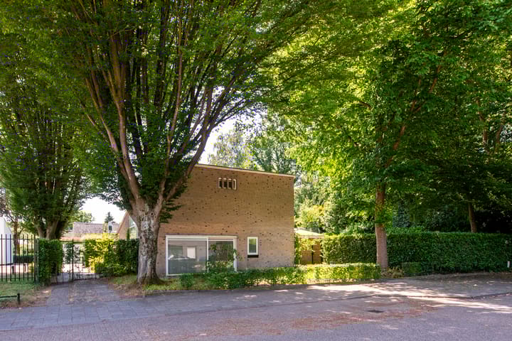 Kasteel Doorwerthstraat 2 in Tilburg