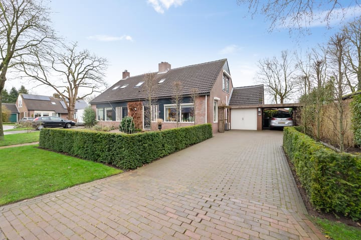 Kastelenakkers 12 in Zuidlaren