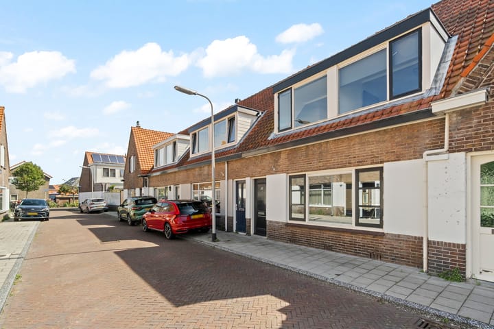 Katwijksestraat 24 in Noordwijk photo