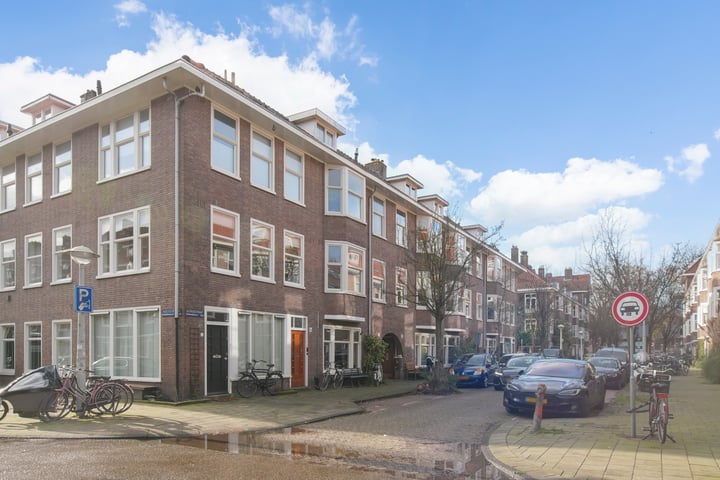 Katwijkstraat 1A-1 in Amsterdam