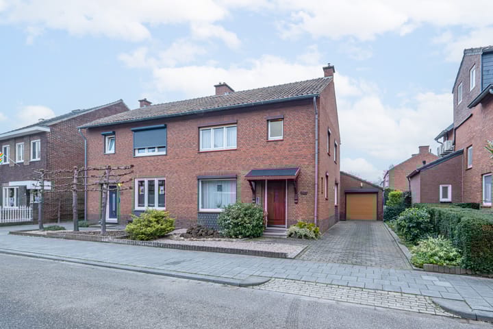 Keerweg 103 en Buchten foto