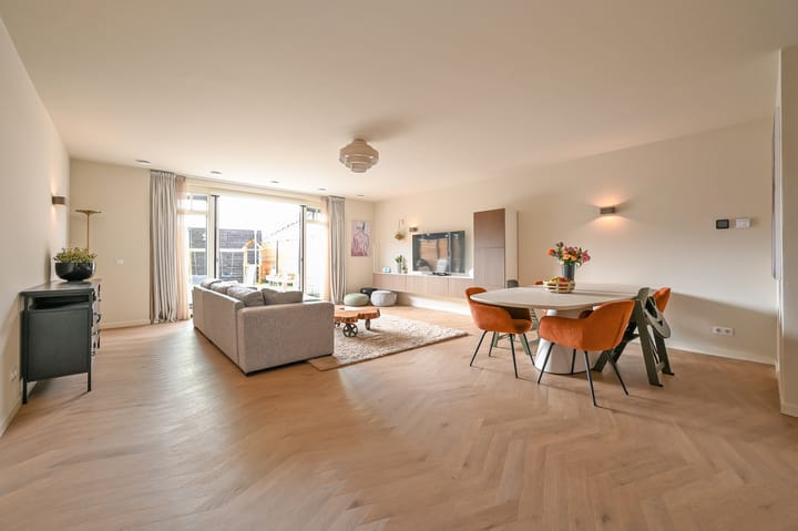 Keizer Karel V Park 10 in 's-Gravenhage foto