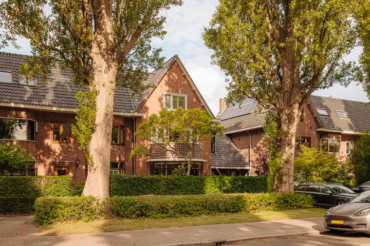 Keizer Karelweg 393 in Amstelveen