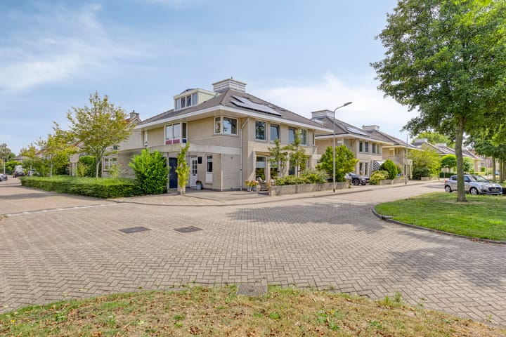 Photo of property Keizerskroon 9, Nootdorp