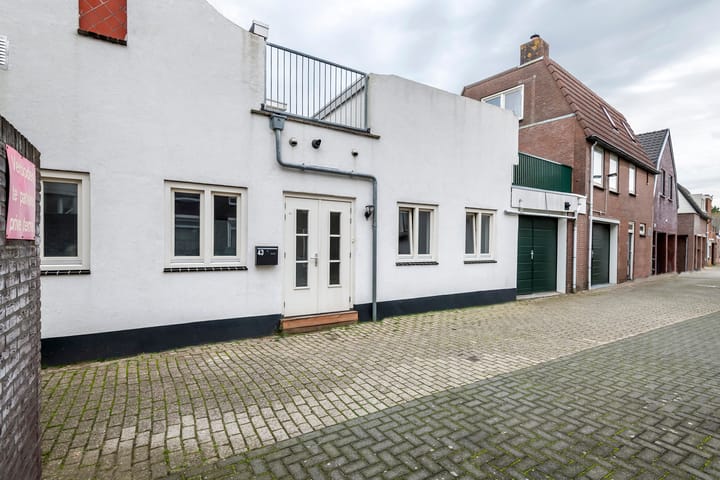 Photo of property Keizerstraat 43, Werkendam
