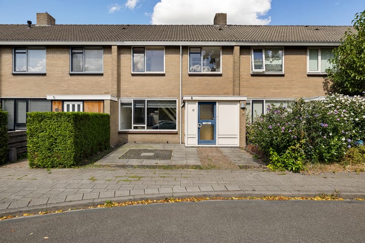 Kemphaanstraat 11 in Heerenveen foto