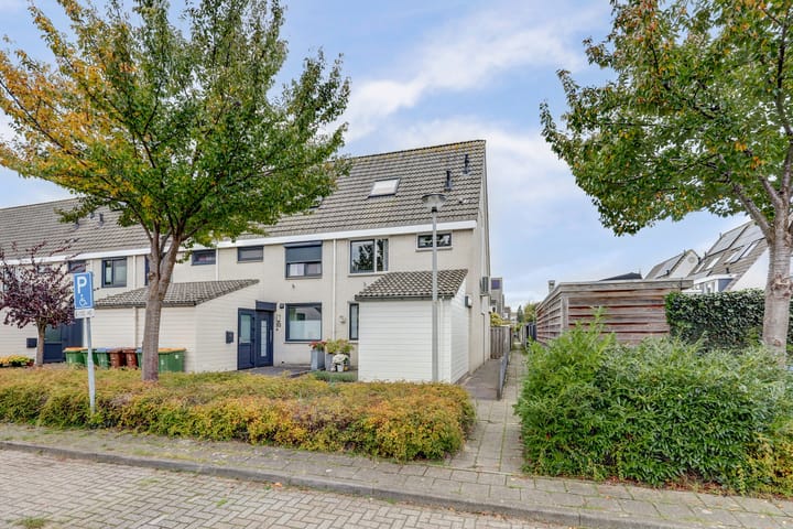 Photo of property Kennedydreef 95, Ede