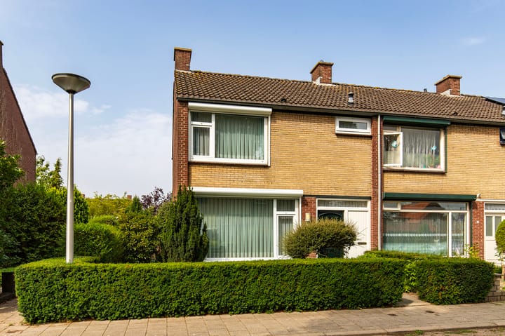 Photo of property Kennedylaan 45, Ossendrecht
