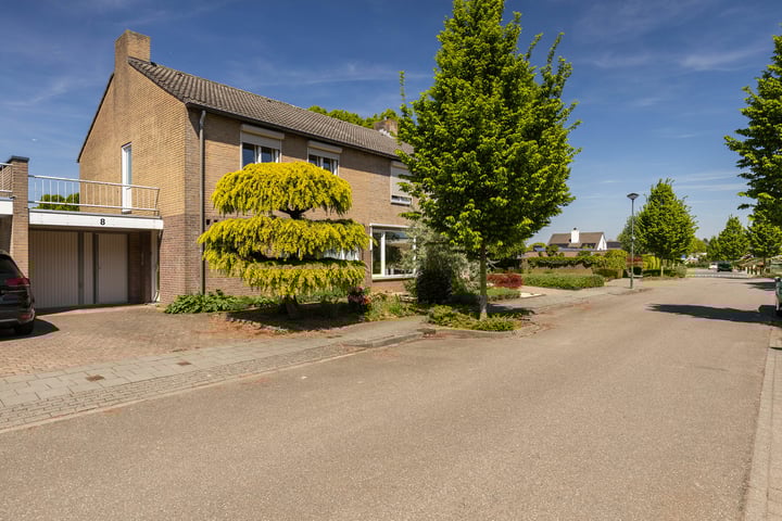 Kennedylaan 8 in Limbricht