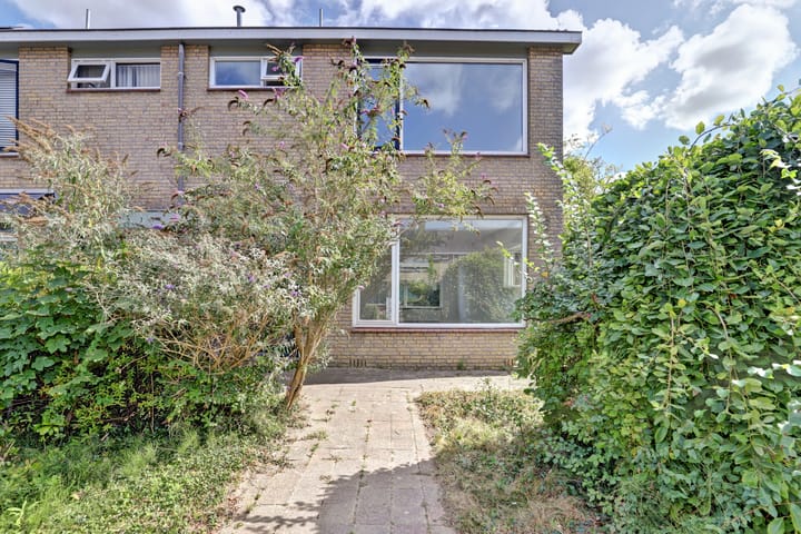 Photo of property Keplerlaan 23, Spijkenisse