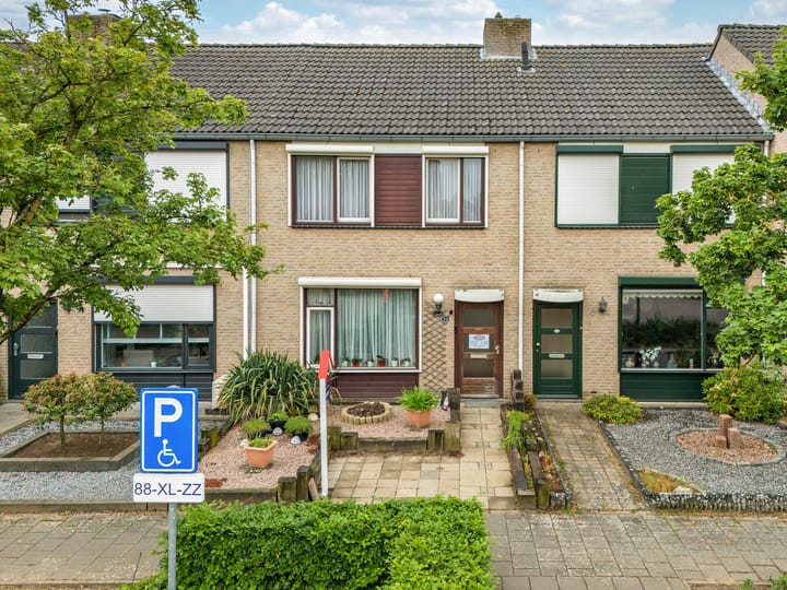 Keramiekstraat 30 in Reuver