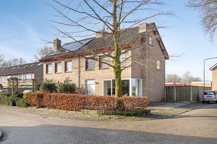 Kerkakkers 2 in Alphen