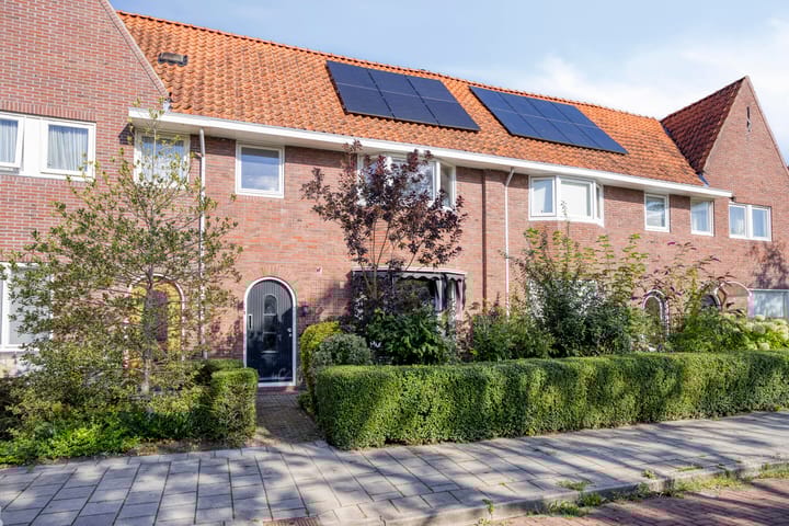 Kerkhoflaan 10 in Sneek