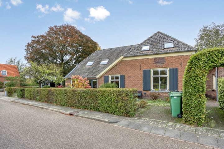 Kerkhofweg 15 in Steenderen