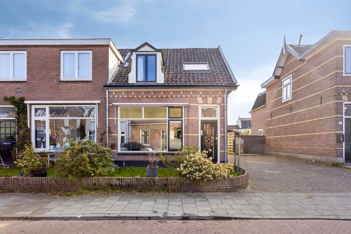 Photo of property Kerklaan 19, Hilversum