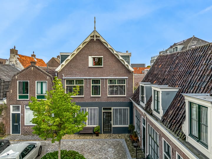 Photo of property Kerkplein 13, Hoorn