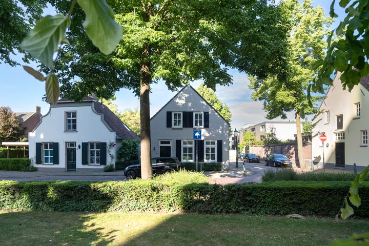 Kerkplein 24 in Oisterwijk