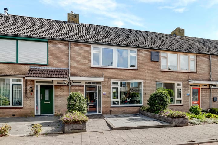Kerkstraat 11 in Hei- en Boeicop