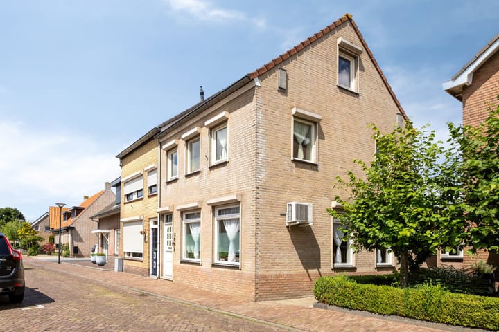 Foto von Haus Kerkstraat 13, Lepelstraat