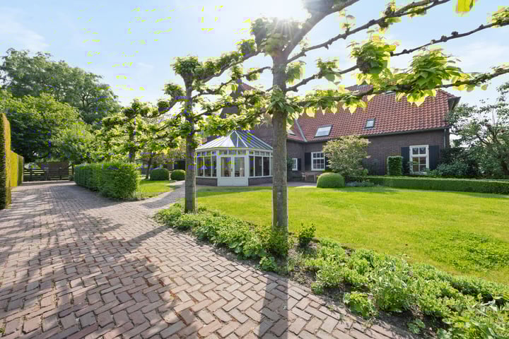 Kerkstraat 15 in Hedikhuizen