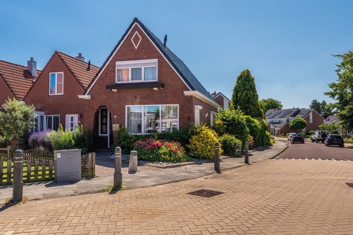 Kerkstraat 16 in Scheemda